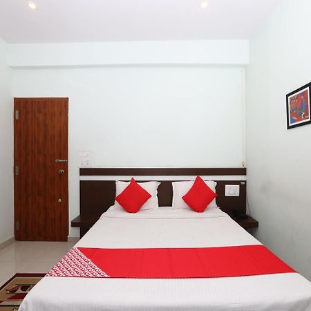 Golden Residency Hotel Mysore Ngoại thất bức ảnh