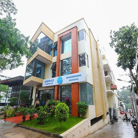 Golden Residency Hotel Mysore Ngoại thất bức ảnh