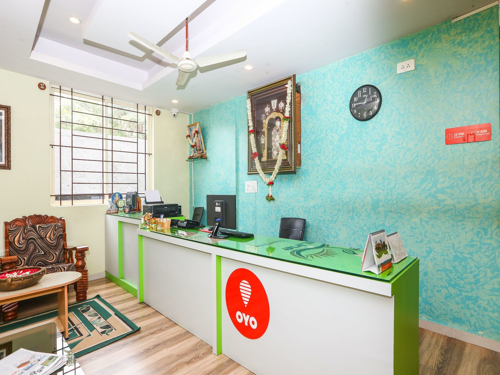 Golden Residency Hotel Mysore Ngoại thất bức ảnh